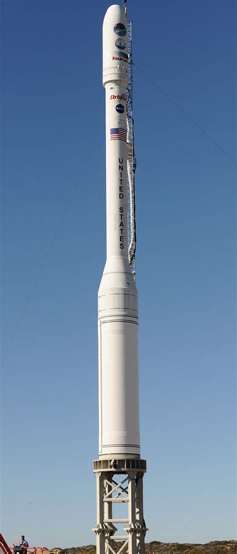 Spaceflight Now Taurus Launch Report Taurus Xl Rocket Readied For