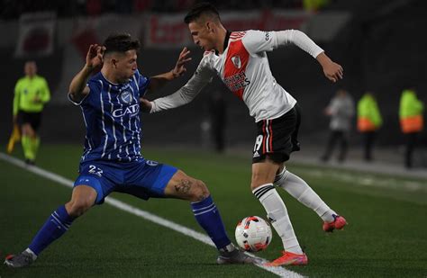 River Vs Godoy Cruz Por La Liga Profesional Día Hora Tv Y Todo Lo