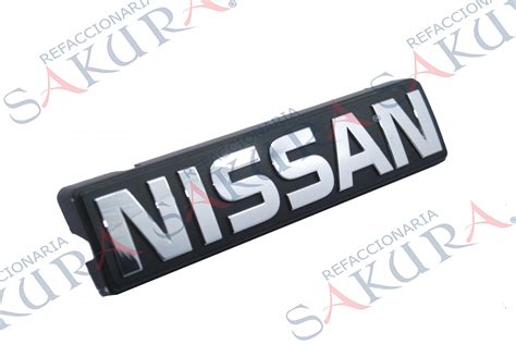 Refaccionaria Sakura Emblema Cajuela Nissan Nissan