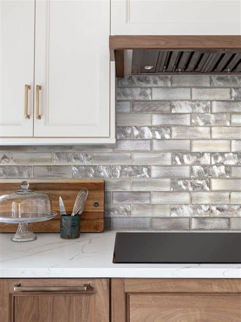 23 Best Backsplash For White Countertops Trendiest Tiles