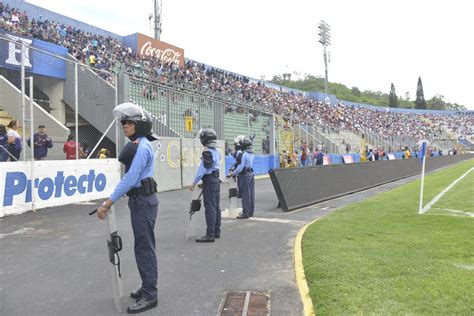 Piden Medidas De Seguridad En Estadios De Futbol ABC Noticias