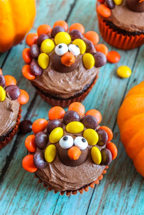 Thanksgiving Dinner Cupcakes