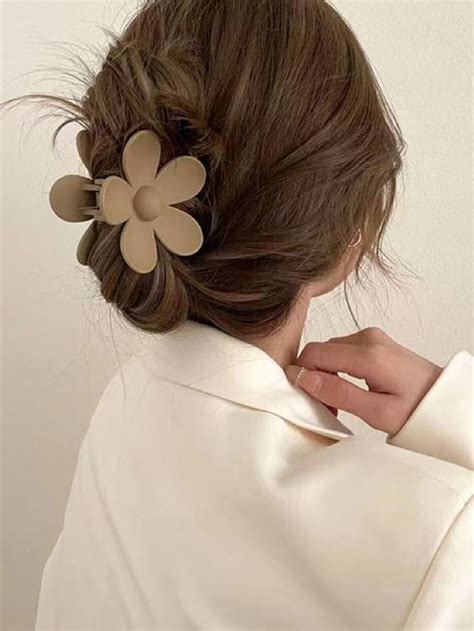 Flower Design Hair Claw Stilisti