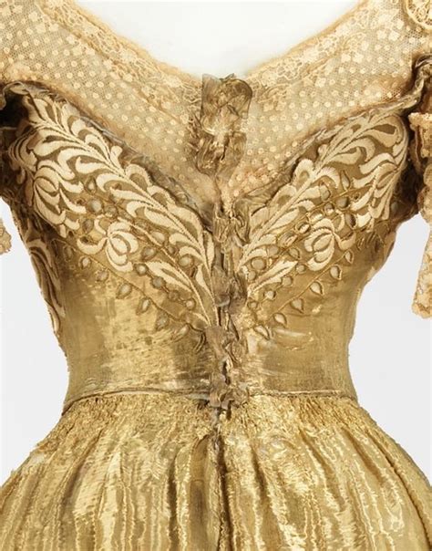 Rate The Dress Doucet Goes For Gold The Dreamstress