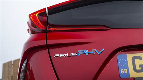 Toyota Prius Plug-In (2016-2022) reliability & safety rating ...