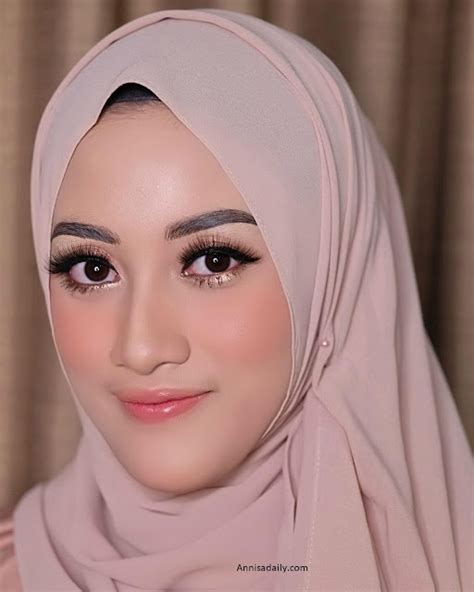 Inspirasi Make Up Muslimah Saat Kondangan Untuk Pemula Housedesigns