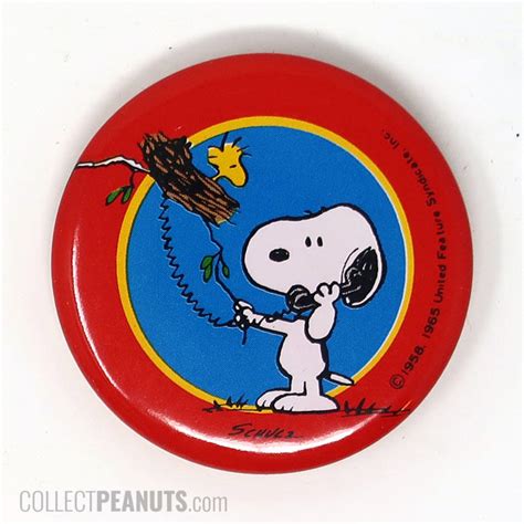 Peanuts And Snoopy Pinback Buttons