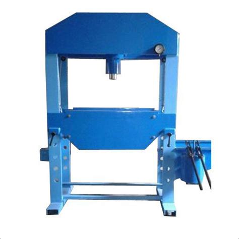 Hand Operated Hydraulic Press Machine At Best Price In Mumbai N H