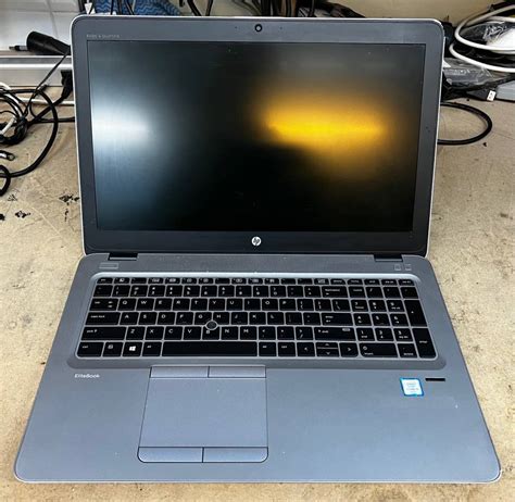 HP EliteBook 850 G3 15 Laptop Computer 2 30GhZ Intel 6th Gen Core I5