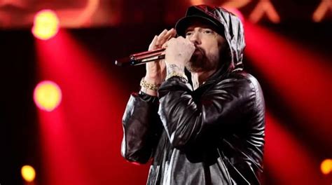 Eminem Shows His Comical Side In Houdini Blooper Reel Watch