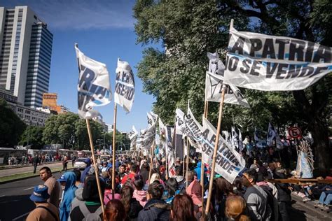 Incidentes En La 9 De Julio La Policía De La Ciudad Desalojó A Los