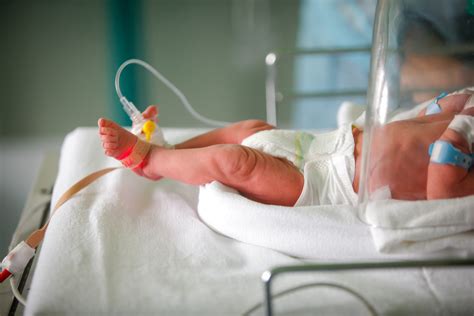 Neonato di 20 giorni portato d urgenza al Bambino Gesù positivo e