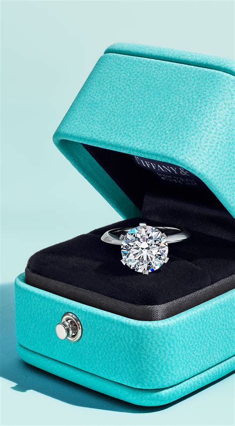 The Journey Of A Tiffany Diamond The Tiffany Blue Box® Tiffany