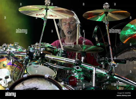 Zz Top Drums Hi Res Stock Photography And Images Alamy