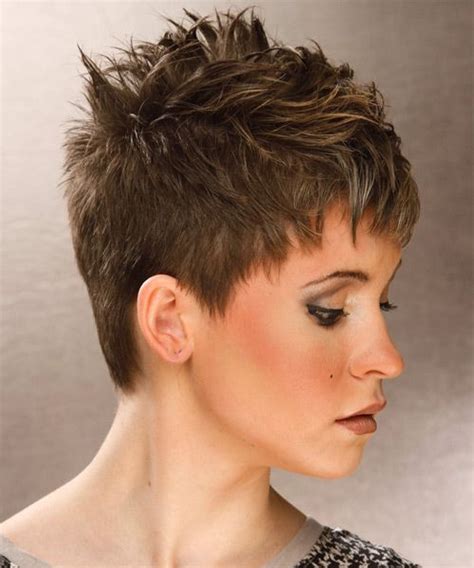 7 Brilliant Short Spiky Hairstyles For Women