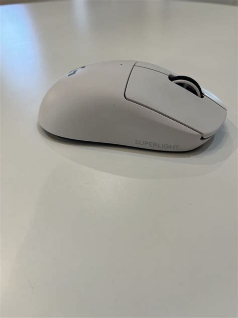 Logitech Pro X Superlight Wireless Gaming Mouse White Lightly Used Ultralight 97855159625 Ebay