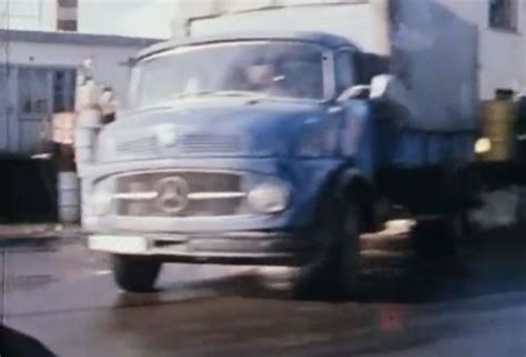 IMCDb Org 1959 Mercedes Benz L 322 L59 In Tatort Kressin Und Der