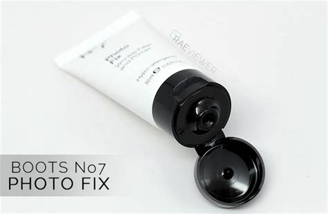 The Raeviewer A Blog About Luxury And High End Cosmetics Boots No7 Photo Fix Filler And Primer