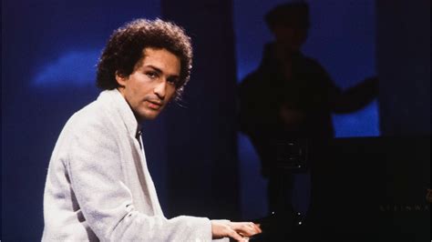 Voici Michel Berger Le Compositeur Michel Pelay Fait Une Mise Au