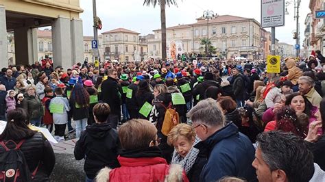 Sora Sfila il Carnevale con tanta voglia di normalità e divertimento