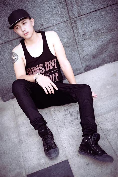 Người vợ bí ẩn của hot boy hiền lành nhất Nhật ký Vàng Anh Báo