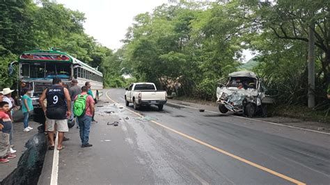 Dos Personas Fallecidas En Accidente De Tránsito En Carretera Troncal