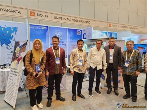 UNP Ikuti QS Higher Education Summit Asia Pasific 2022 Mimbar Sumbar