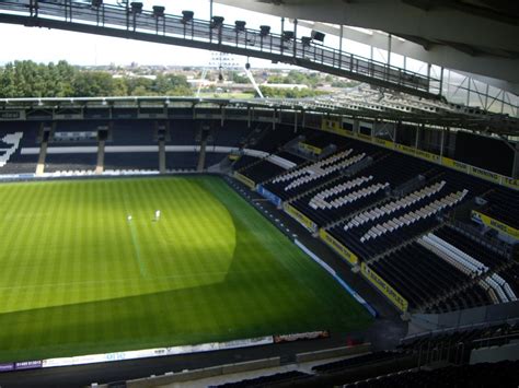 UKFC - UK-FC.com - Hull City, KC Stadium