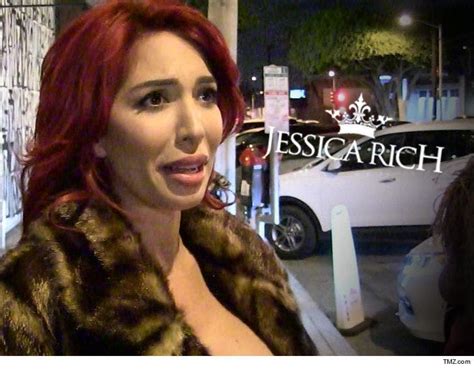 Farrah Abraham Keeps Sponsor Despite Bev Hills Arrest