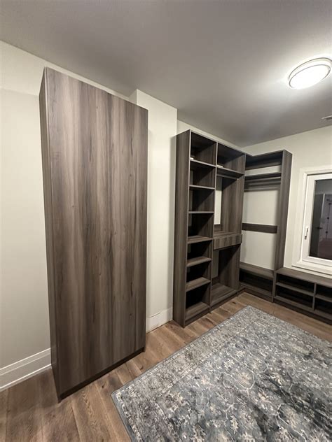 Bannockburn Closet Dremax Kitchen Cabinets