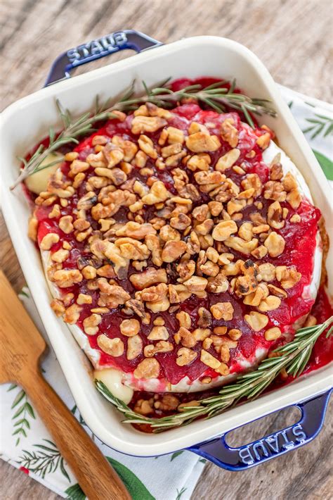 Recipe Cranberry Walnut Baked Brie