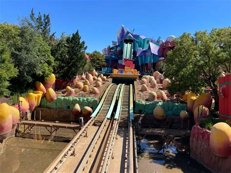 Dudley Do-Right's Ripsaw Falls Down for Extended Unplanned Maintenance at Universal's Islands of ...