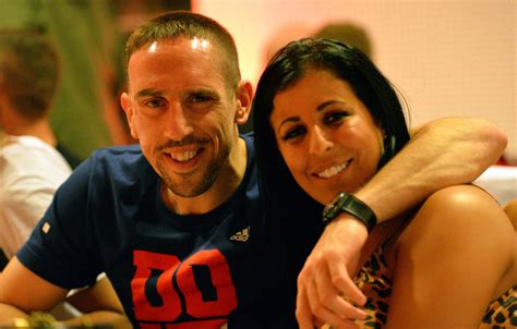 Photo Franck Ribéry et sa femme Wahiba lors d un dîner pour célébrer