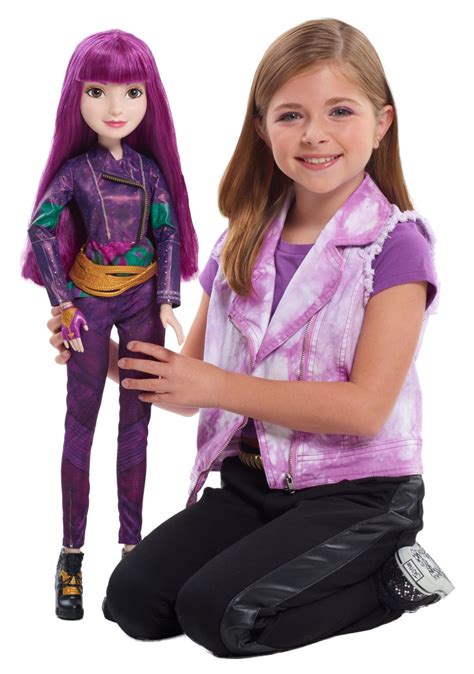 Descendants 28 Doll Mal Exclusive Disney Collectible Christmas Toy