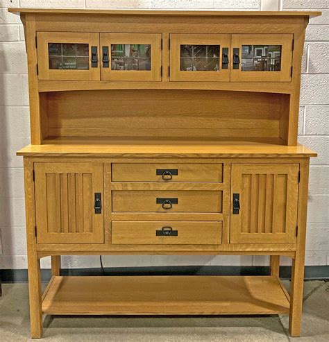 Lot Craftsman Influenced Oak Sideboard And Hutch