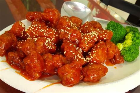 Dine at These Chinese Restaurants in Chinatown New York