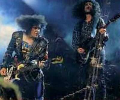 Gene And Bruce Nyc November Hot In The Shade Tour Kiss