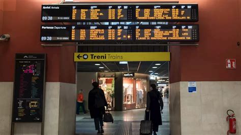 Giovedì 12 e venerdì 13 dicembre scioperano anche i treni Sì ecco