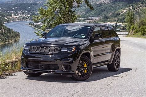 See The 2018 Jeep Grand Cherokee Trackhawk Inside And Out Artofit