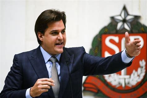 Relatora pede que deputado Frederico DÁvila que xingou o papa e bispo