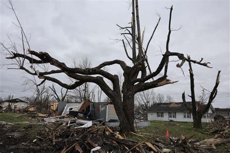 Gallery Deadly Tornado Leaves Path Of Destruction In Sullivan Indiana