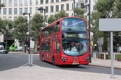 138098 Docklands Buses LN LX11FHV Canary Wharf London Ken