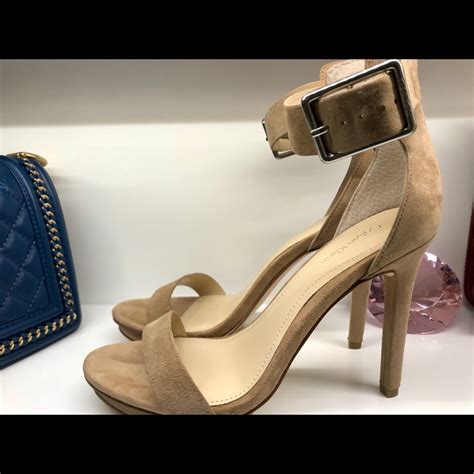 Gorgeous Calvin Klein Nude Heels Gem