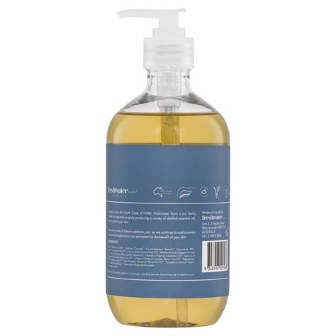 Freshwater Farm Blue Cypress Juniper Berry Hand Wash Bundlfresh