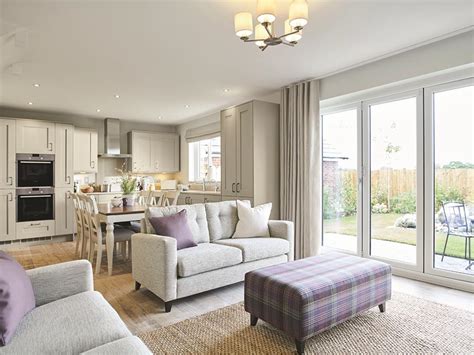 Eaton Green Heights | 5* New Build Homes in Luton | Redrow