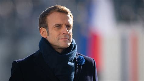 Emmanuel Macron Candidat Cette Petite Bourde Du Pr Sident Lors De Son