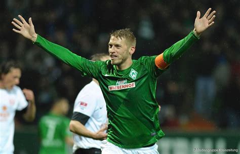 Aaron Hunt Im Interview Vor Dem Nordderby Gegen Ex Club Werder Bremen