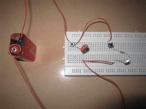 Electronics step by step: Basic Components - Capacitor