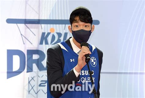 Md포토 이원석 2021 Kbl 신인드래프트 전체 1순위로 서울삼성 네이트 스포츠