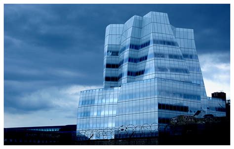 Iac Blues New York Ny The Frank Gehry Designed Iac Build Flickr